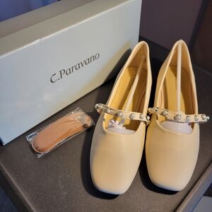 NIB Off-White Leather Mary Jane Flats